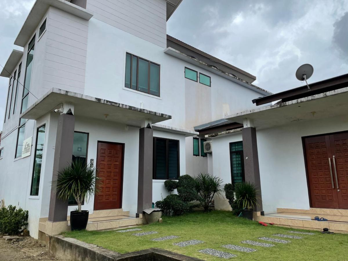 Vila Ayah Kota Bharu Exteriör bild